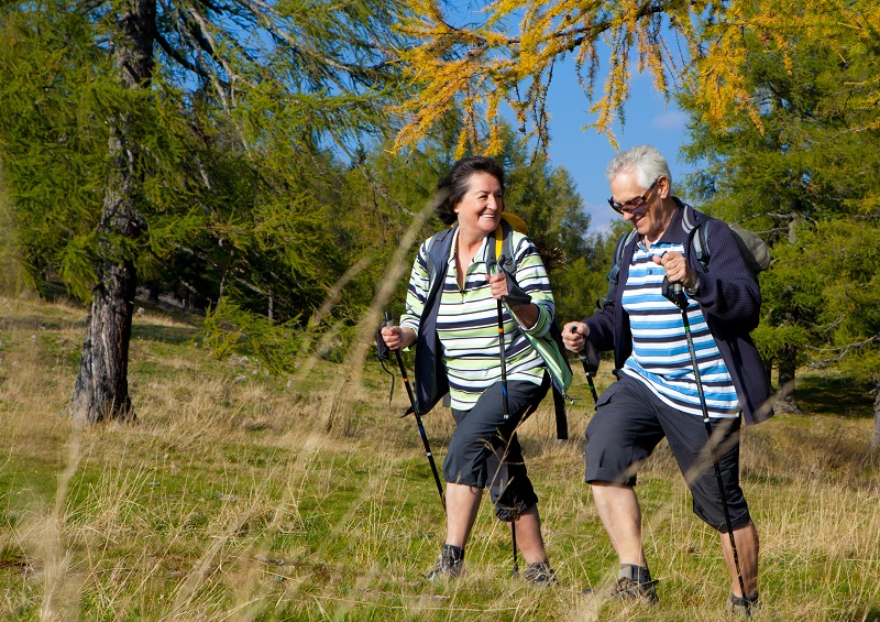 kempování, turistika,, chataření, senior turista